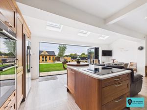 Kitchen/Diner - click for photo gallery